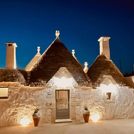 Trullo La Chicca Della Valle Cisternino Exterior foto